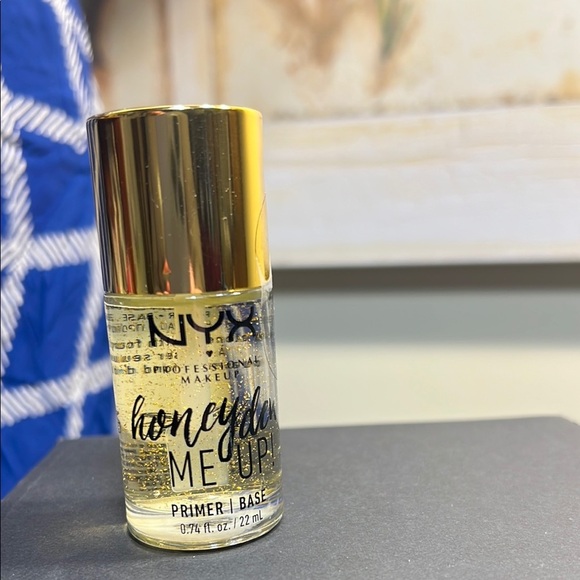 NYX Other - NYX Honey Dew Me Up Primer